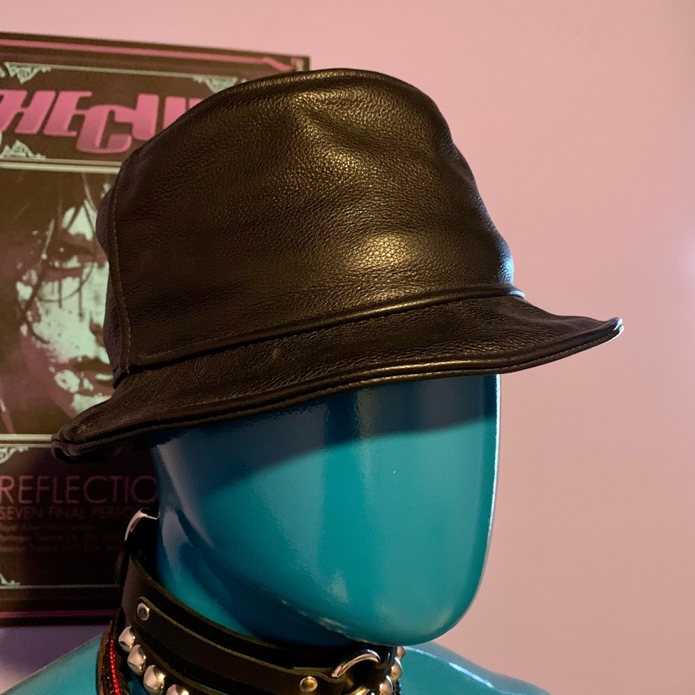 Authentic leather bucket hat